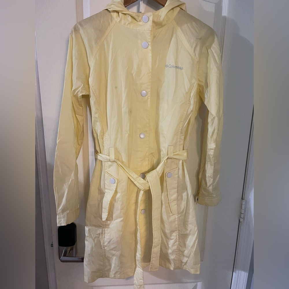 Vintage Columbia Women's Soft Yellow Hooded Rain Trench Coat